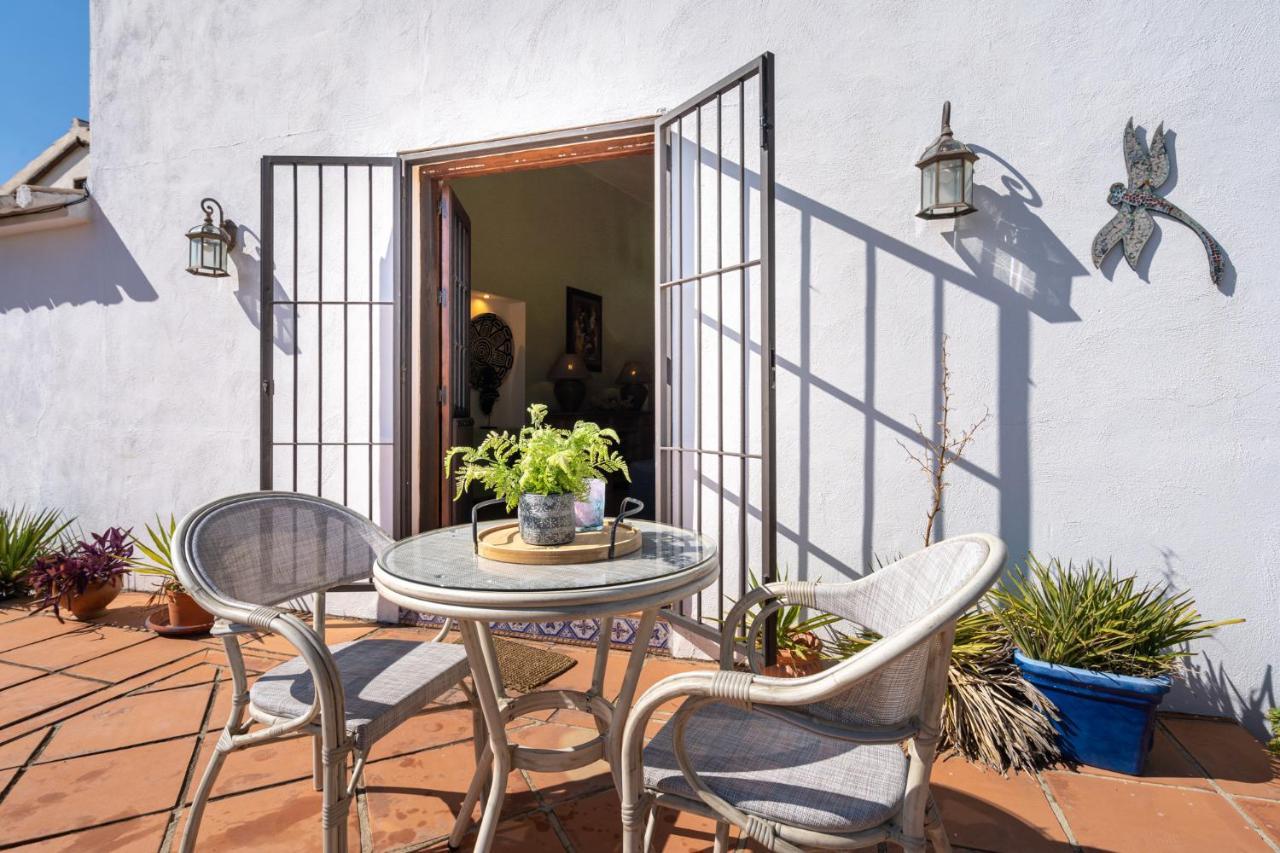 Hacienda La Buena Vida B&B En Appartementen Algarinejo Bagian luar foto